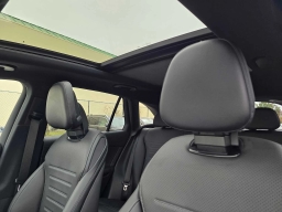Mercedes-Benz GLC GLC 300 SUV 2026