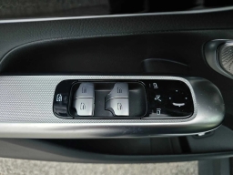 Mercedes-Benz GLC GLC 300 SUV 2026