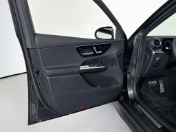 Mercedes-Benz GLC GLC 300 SUV 2026