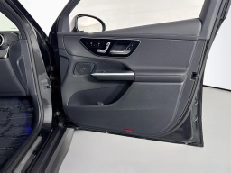 Mercedes-Benz GLC GLC 300 SUV 2026