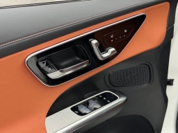 Mercedes-Benz GLC GLC 300 SUV 2026