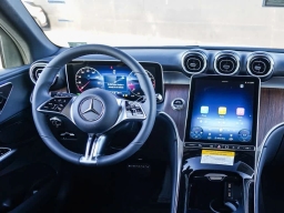 Mercedes-Benz GLC GLC 300 SUV 2026
