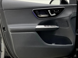 Mercedes-Benz GLC GLC 300 SUV 2026