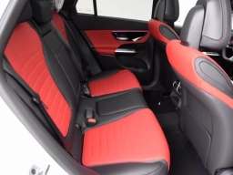 Mercedes-Benz GLC GLC 300 SUV 2026