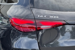 Mercedes-Benz GLC GLC 300 SUV 2026