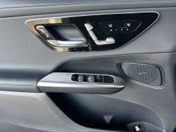Mercedes-Benz GLC GLC 300 SUV 2026