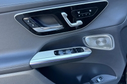 Mercedes-Benz GLC GLC 300 SUV 2026