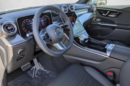 Mercedes-Benz GLC GLC 300 SUV 2026