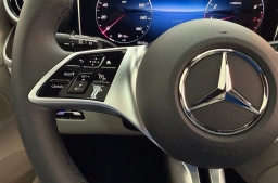Mercedes-Benz GLC GLC 300 SUV 2026