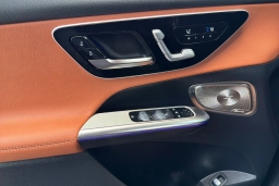 Mercedes-Benz GLC GLC 300 SUV 2026