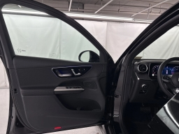 Mercedes-Benz GLC GLC 300 SUV 2026