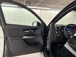 Mercedes-Benz GLC GLC 300 SUV 2026
