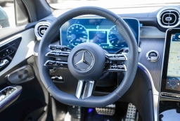 Mercedes-Benz GLC GLC 300 4MATIC SUV 2026