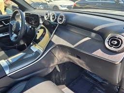 Mercedes-Benz GLC GLC 300 4MATIC SUV 2026