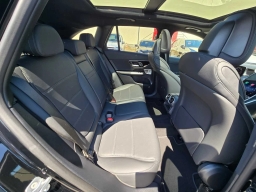 Mercedes-Benz GLC GLC 300 4MATIC SUV 2026