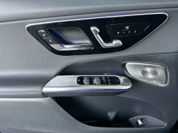Mercedes-Benz GLC GLC 300 4MATIC SUV 2026