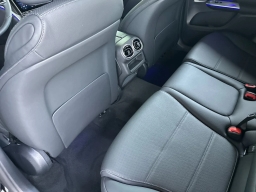 Mercedes-Benz GLC GLC 300 4MATIC SUV 2026