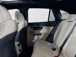 Mercedes-Benz GLC GLC 300 4MATIC SUV 2026