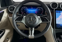 Mercedes-Benz GLC GLC 300 4MATIC SUV 2026