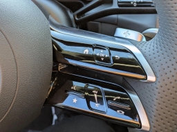 Mercedes-Benz GLC GLC 300 4MATIC SUV 2025
