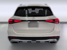 Mercedes-Benz GLC GLC 300 4MATIC SUV 2026