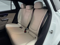 Mercedes-Benz GLC GLC 300 4MATIC SUV 2026
