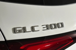 Mercedes-Benz GLC GLC 300 4MATIC SUV 2026