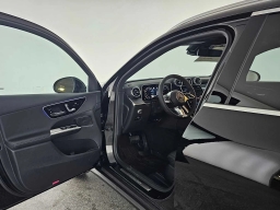 Mercedes-Benz GLC GLC 300 4MATIC SUV 2026