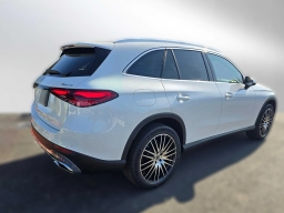 Mercedes-Benz GLC GLC 300 4MATIC SUV 2026