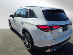 Mercedes-Benz GLC GLC 300 4MATIC SUV 2026