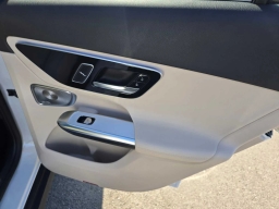Mercedes-Benz GLC GLC 300 4MATIC SUV 2026