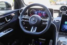 Mercedes-Benz GLC GLC 300 4MATIC SUV 2026