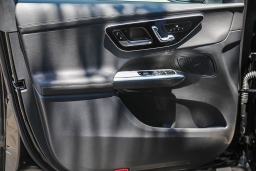 Mercedes-Benz GLC GLC 300 4MATIC SUV 2026
