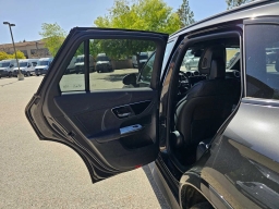 Mercedes-Benz GLC GLC 300 4MATIC SUV 2026