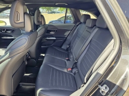 Mercedes-Benz GLC GLC 300 4MATIC SUV 2026