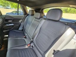 Mercedes-Benz GLC GLC 300 4MATIC SUV 2026
