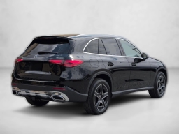 Mercedes-Benz GLC GLC 300 4MATIC SUV 2026