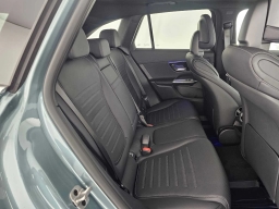Mercedes-Benz GLC GLC 300 4MATIC SUV 2026