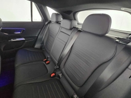 Mercedes-Benz GLC GLC 300 4MATIC SUV 2026