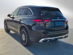 Mercedes-Benz GLC GLC 300 4MATIC SUV 2026