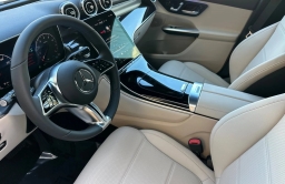 Mercedes-Benz GLC GLC 300 4MATIC SUV 2026