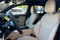 Mercedes-Benz GLC GLC 300 4MATIC SUV 2026