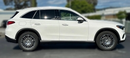 Mercedes-Benz GLC GLC 300 4MATIC SUV 2026
