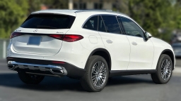 Mercedes-Benz GLC GLC 300 4MATIC SUV 2026