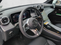 Mercedes-Benz GLC GLC 300 4MATIC SUV 2026
