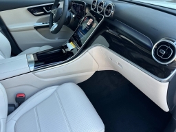 Mercedes-Benz GLC GLC 300 4MATIC SUV 2026