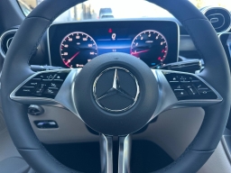 Mercedes-Benz GLC GLC 300 4MATIC SUV 2026