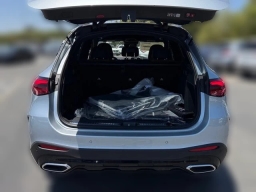 Mercedes-Benz GLC GLC 300 4MATIC SUV 2026