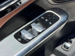Mercedes-Benz GLC GLC 300 4MATIC SUV 2026