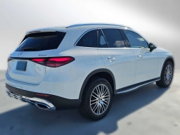 Mercedes-Benz GLC GLC 300 4MATIC SUV 2026